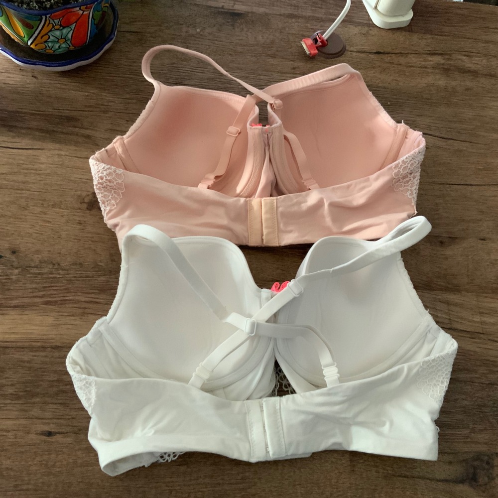Victoria's Secret Lace Balconette Bra in Light Pink and White - Picture 7 of 7